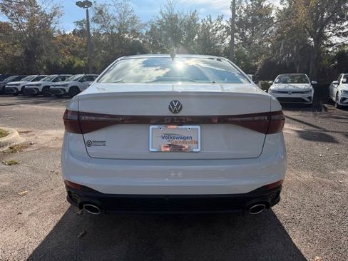 New 2026 Volkswagen Jetta GLI Autobahn FWD image 5