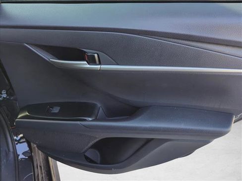 Used 2025 Toyota Camry SE w/ Convenience Package FWD image 26