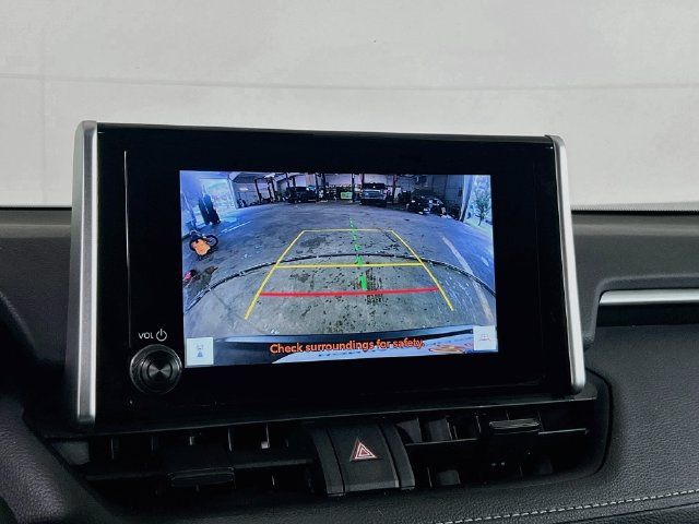 Used 2024 Toyota RAV4 LE FWD image 13