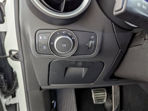 Used 2024 Alfa Romeo Stelvio Ti image 29