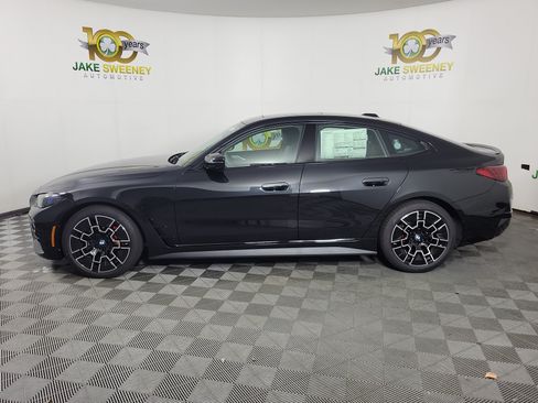 New 2026 BMW 430i xDrive w/ M Sport Package AWD/4WD image 4