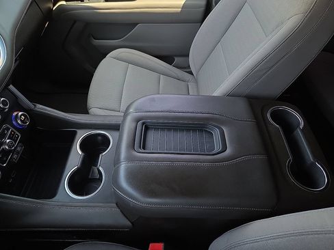 Used 2021 GMC Yukon SLE RWD image 20