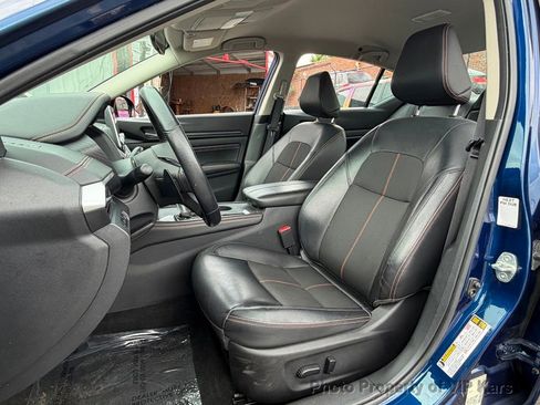Used 2019 Nissan Altima 2.5 SR FWD image 13