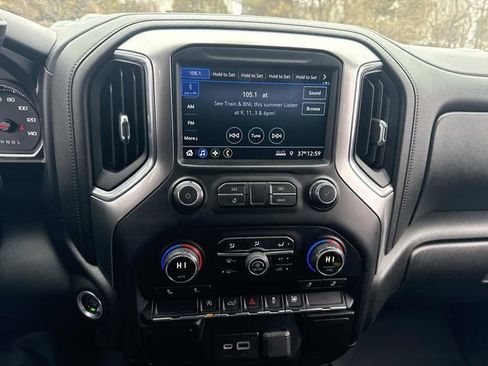 Used 2019 Chevrolet Silverado 1500 LT w/ All-Star Edition image 29