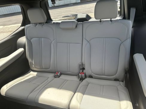 New 2026 Jeep Grand Wagoneer 2WD w/ Premium Group I image 15
