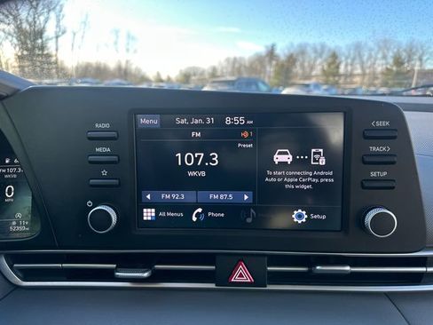 Used 2022 Hyundai Elantra SE w/ Cargo Package image 29