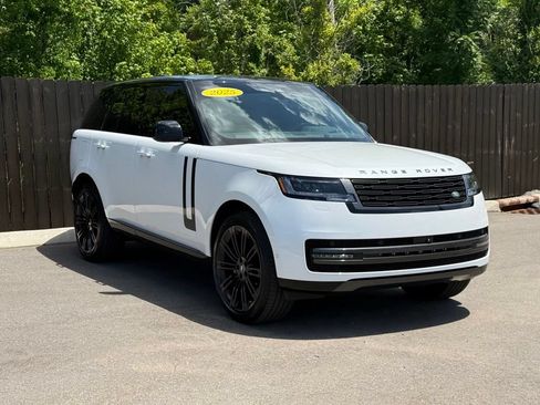 Certified 2025 Land Rover Range Rover SE AWD/4WD image 8