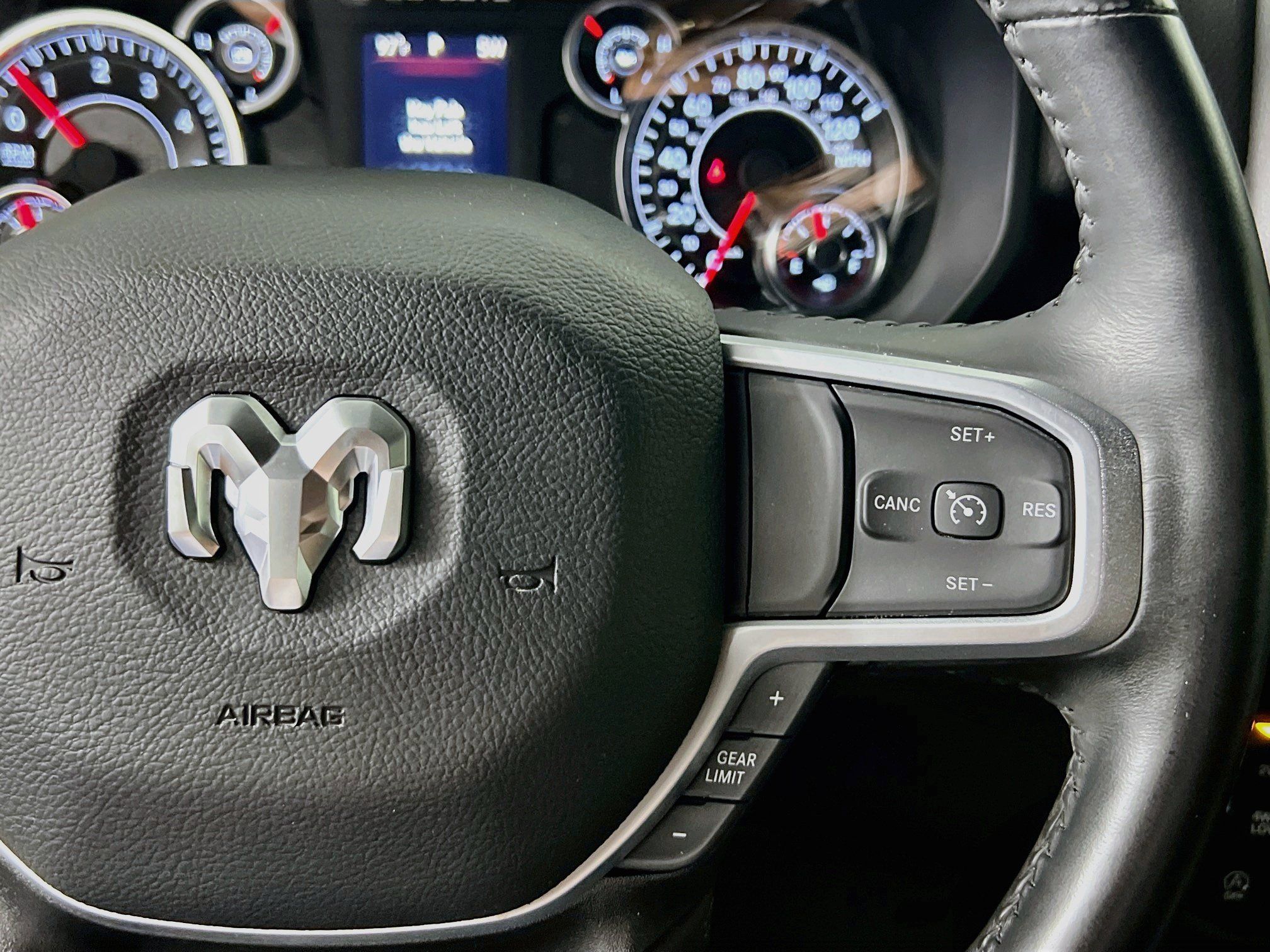 Used 2023 RAM 1500 Big Horn AWD/4WD image 19