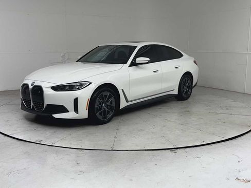 Used 2023 BMW i4 eDrive35 w/ Premium Package RWD image 6