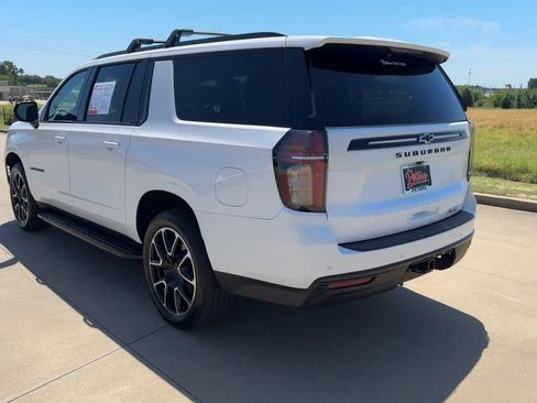 Used 2023 Chevrolet Suburban RST w/ Luxury Package RWD image 7