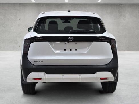 New 2026 Nissan Kicks S image 15