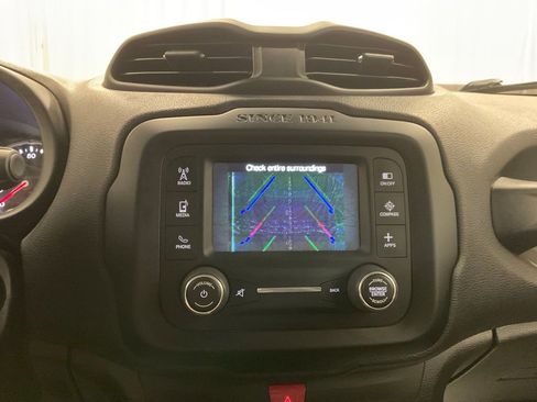 Used 2017 Jeep Renegade Latitude AWD/4WD image 20