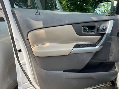 Used 2014 Ford Edge SEL w/ Equipment Group 205A FWD image 14