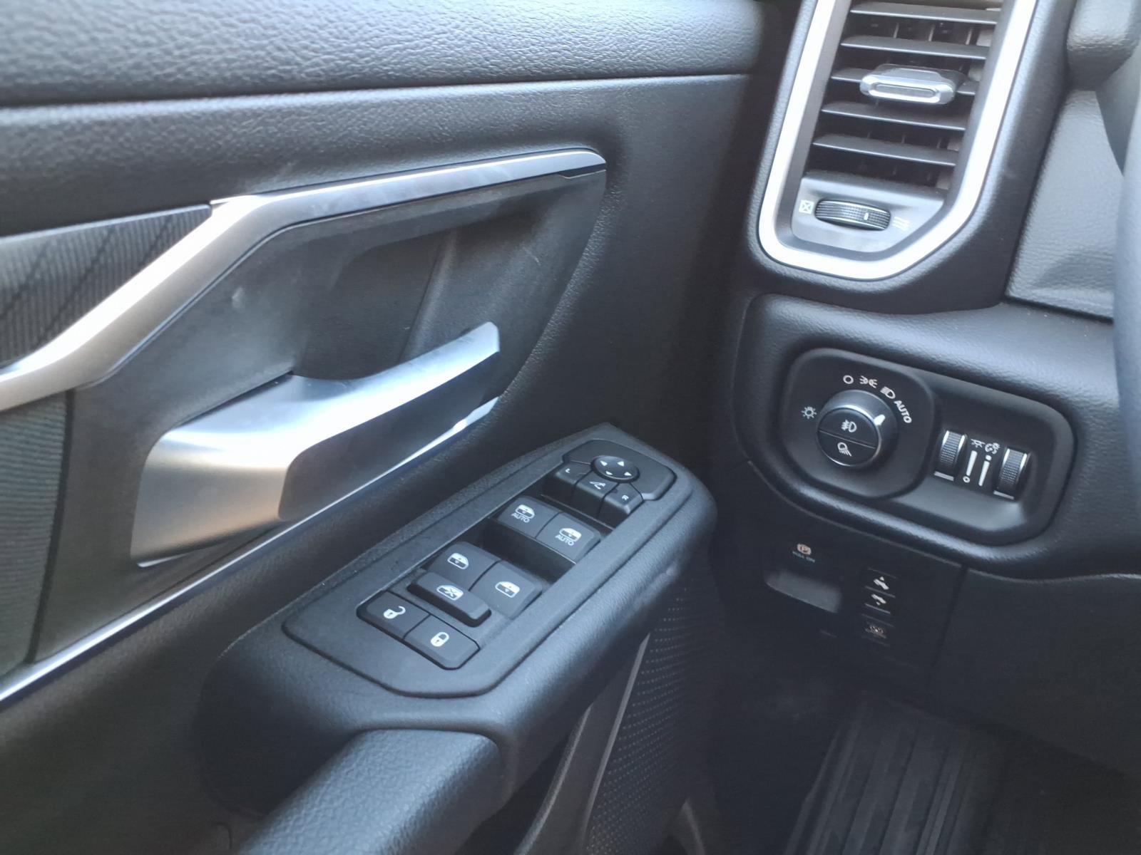 New 2026 RAM 1500 Big Horn AWD/4WD image 27