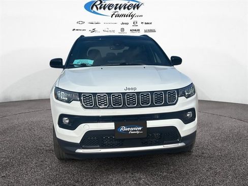 Used 2025 Jeep Compass Limited w/ Sun & Sound Group AWD/4WD image 8