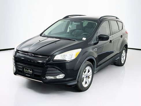 Used 2015 Ford Escape SE w/ Equipment Group 201A image 3