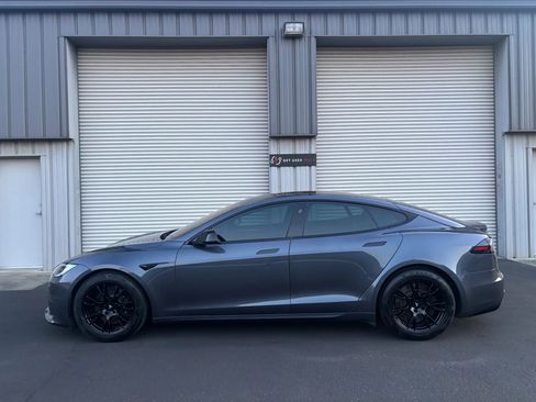 Used 2022 Tesla Model S image 3