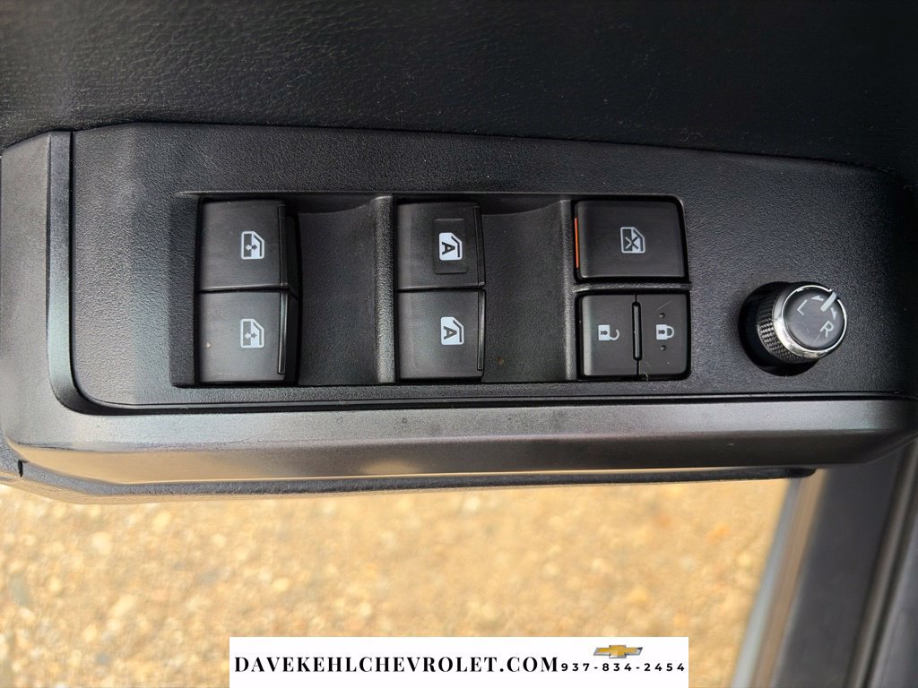 Used 2016 Toyota Tacoma TRD Sport AWD/4WD image 10
