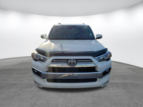Used 2022 Toyota 4Runner Limited AWD/4WD image 2