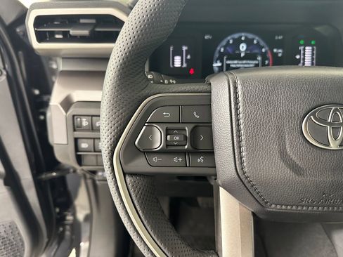 New 2025 Toyota Tacoma SR5 image 15