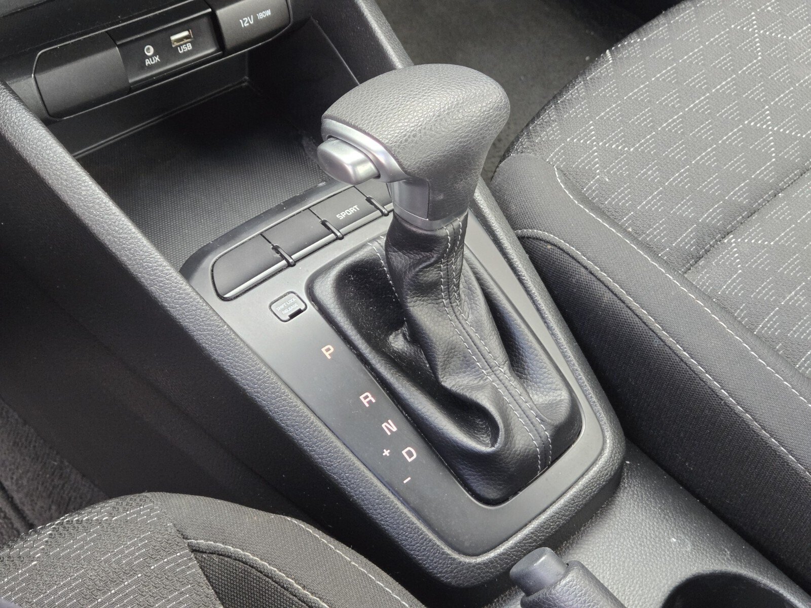 Used 2018 Kia Rio S FWD image 19