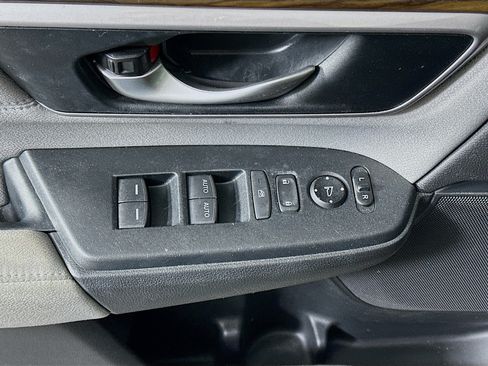 Used 2018 Honda CR-V EX image 15