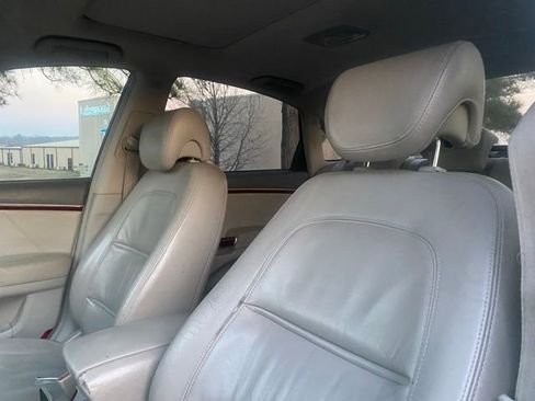 Used 2006 Hyundai Azera Limited FWD image 11