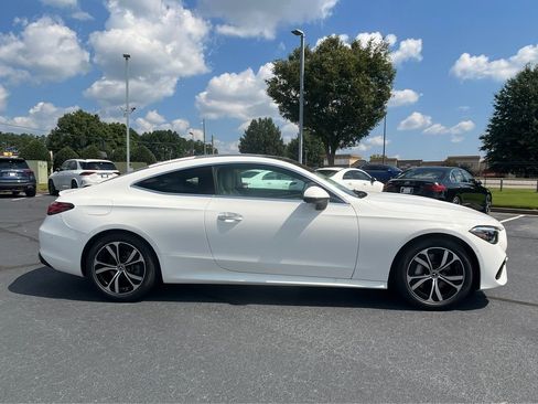 New 2026 Mercedes-Benz CLE 300 4MATIC Coupe image 9