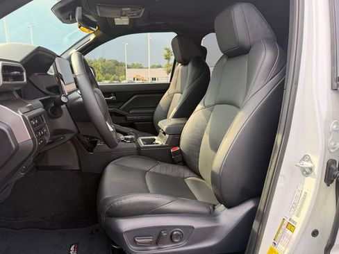 Certified 2024 Toyota Tacoma TRD Sport w/ TRD Sport Premium Package AWD/4WD image 14
