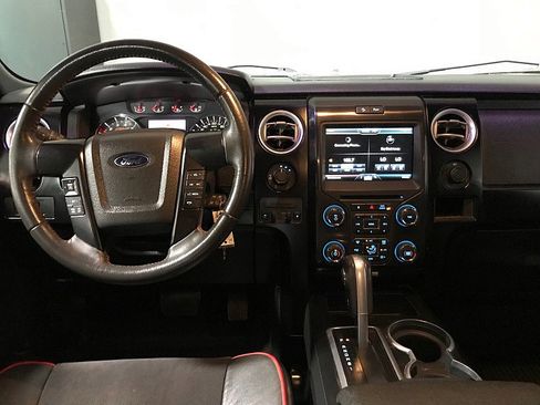 Used 2014 Ford F150 FX4 w/ Equipment Group 402A Luxury AWD/4WD image 21
