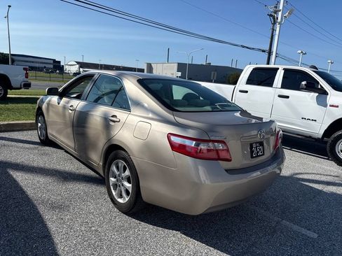 Used 2008 Toyota Camry LE FWD image 5