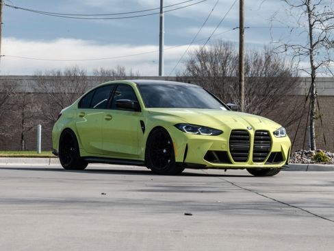 Used 2022 BMW M3 w/ Executive Package image 2