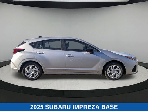 Certified 2025 Subaru Impreza 2.0i image 2