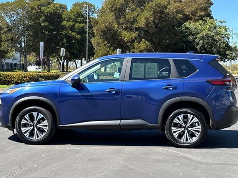 Certified 2023 Nissan Rogue SV image 7