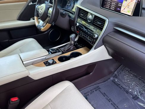 Used 2019 Lexus RX 350 AWD w/ Navigation Package image 16