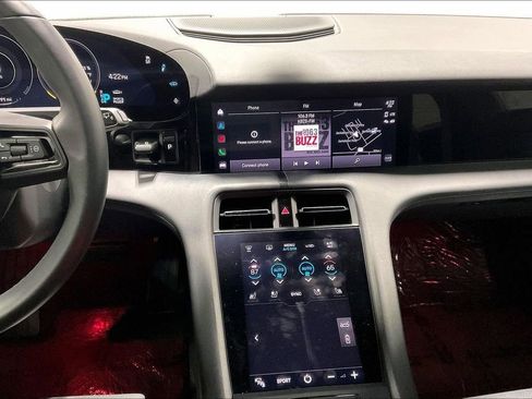 Used 2022 Porsche Taycan 4 Cross Turismo image 8