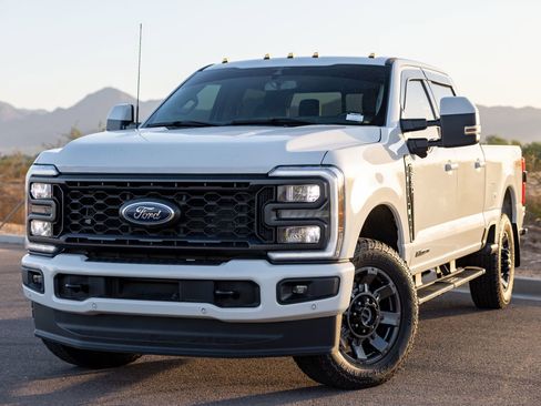 Used 2023 Ford F250 Lariat w/ Lariat Ultimate Package image 5