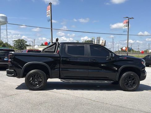 Used 2022 Chevrolet Silverado 1500 ZR2 w/ Technology Package AWD/4WD image 26