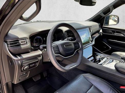 Used 2024 Jeep Wagoneer 2WD w/ Premium Group I image 14