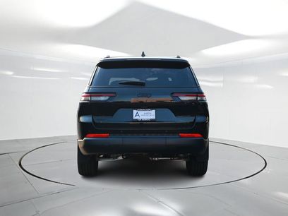 New 2025 Jeep Grand Cherokee L Laredo