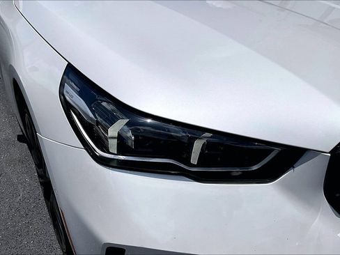 Used 2024 BMW 530i w/ Premium Package RWD image 30