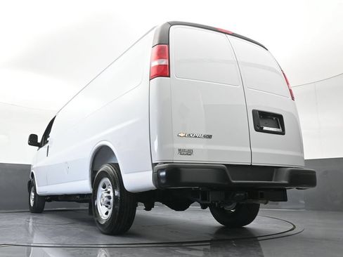New 2026 Chevrolet Express 2500 Extended w/ Driver Convenience Package RWD image 49