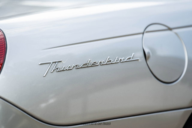 Used 2004 Ford Thunderbird RWD image 75