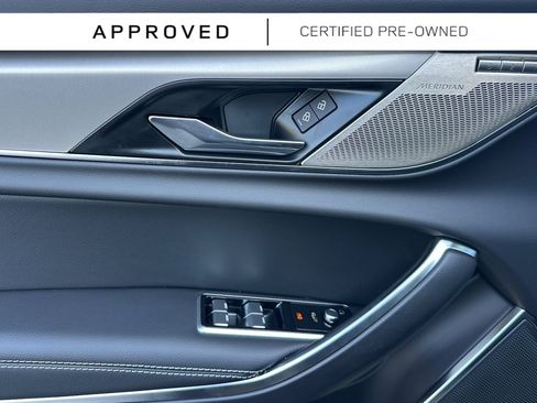 Used 2024 Jaguar XF R-Dynamic SE AWD/4WD image 14