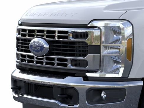 New 2026 Ford F350 XL w/ XL Chrome Package image 18