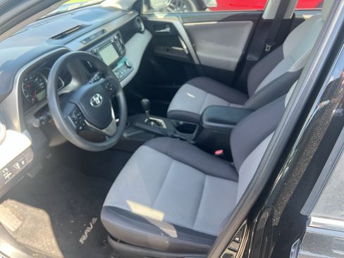 Used 2014 Toyota RAV4 XLE FWD image 14