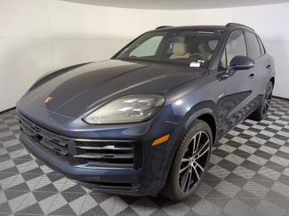 New 2026 Porsche Cayenne E-Hybrid video 1