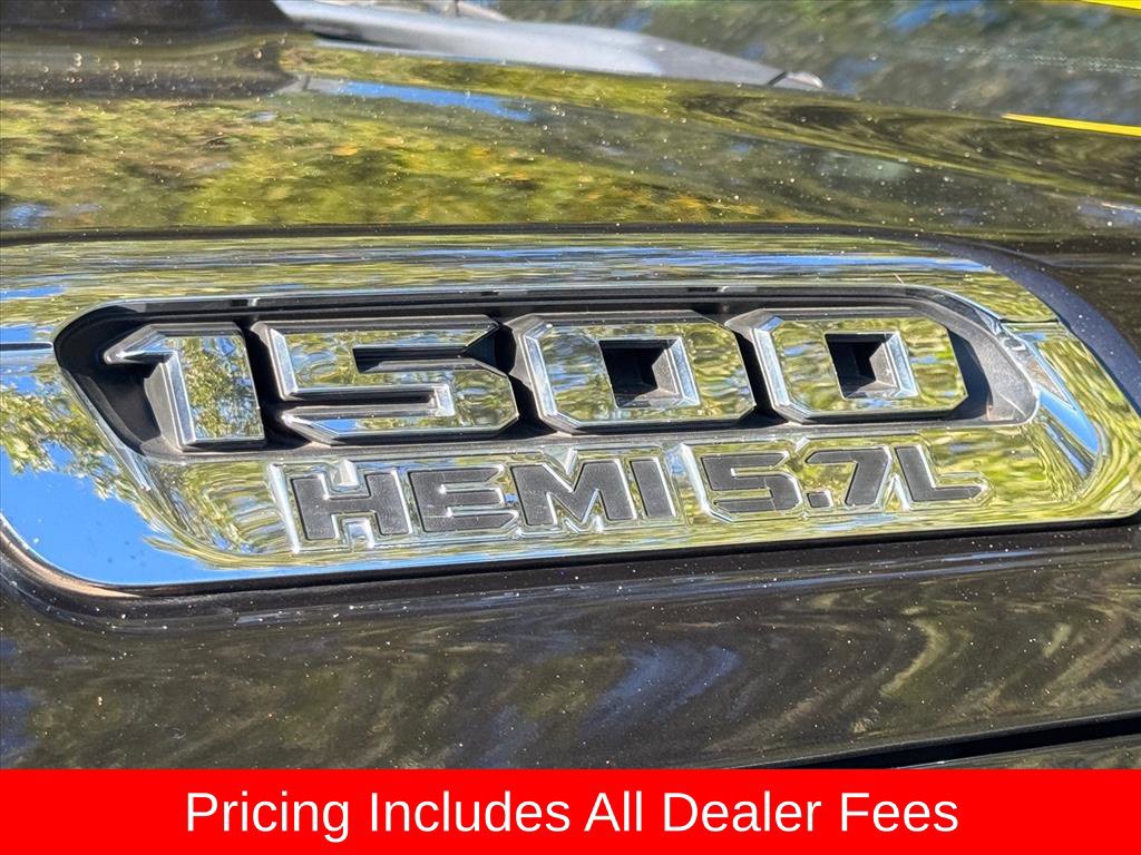Used 2019 RAM 1500 Limited w/ Body Color Bumper Group AWD/4WD image 10