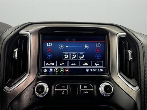 Used 2020 GMC Sierra 2500 Denali w/ Denali Ultimate Package AWD/4WD image 31