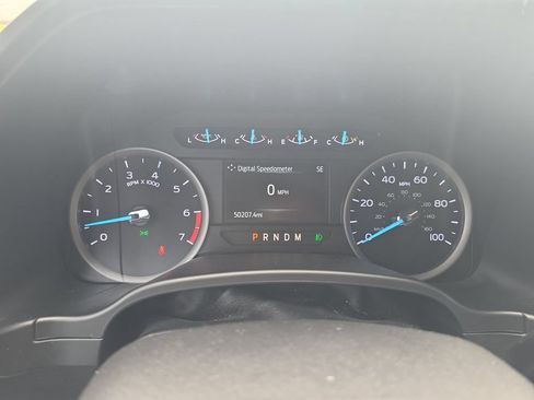 Used 2021 Ford F250 XLT w/ XLT Value Package AWD/4WD image 19